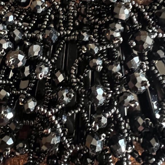 Stunning black statement necklace - Picture 3 of 4